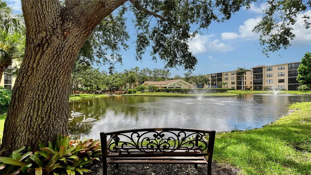 625 30th Avenue W Bradenton FL 34205