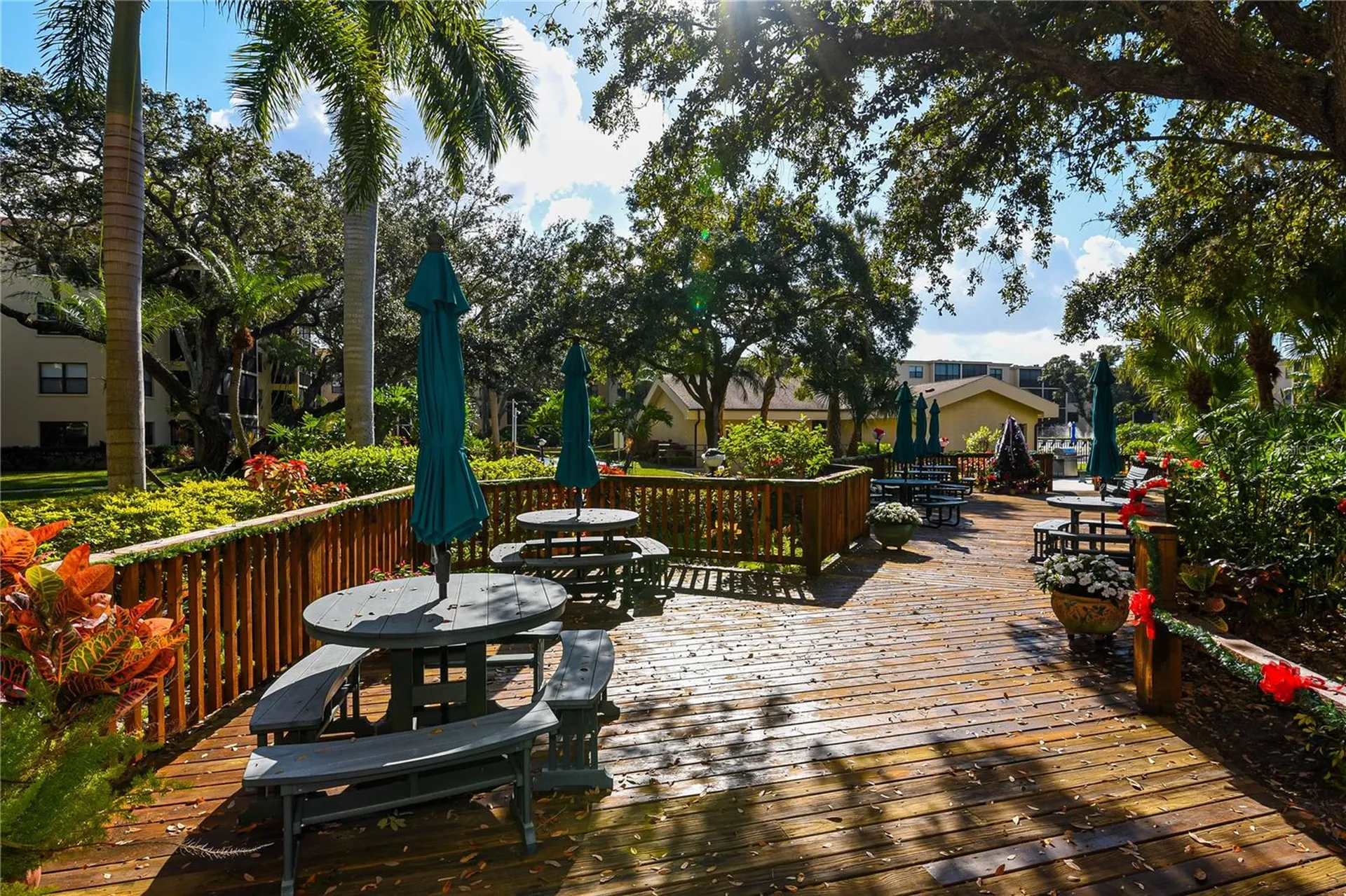 625 30th Avenue W Bradenton FL 34205