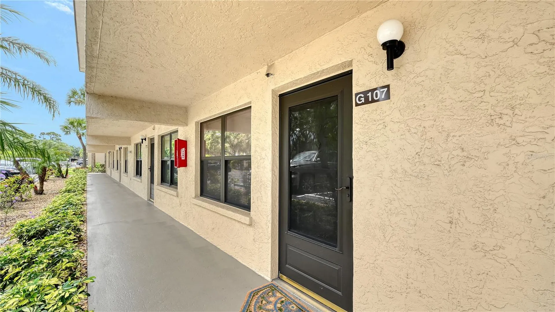 625 30th Avenue W Bradenton FL 34205