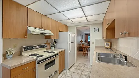 625 30th Avenue W Bradenton FL 34205