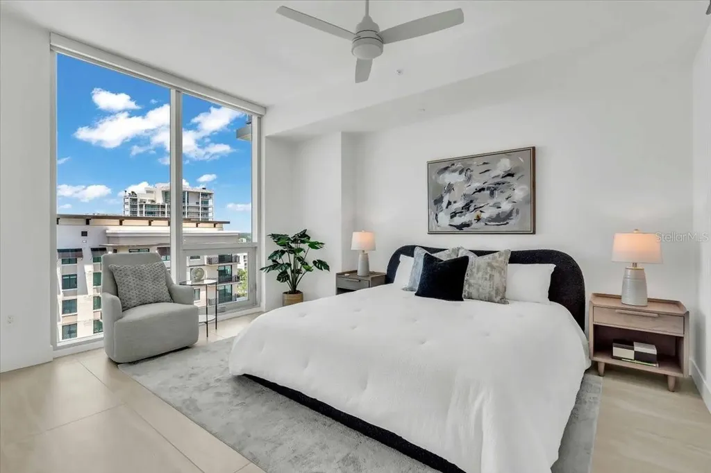 301 Quay Commons Sarasota FL 34236