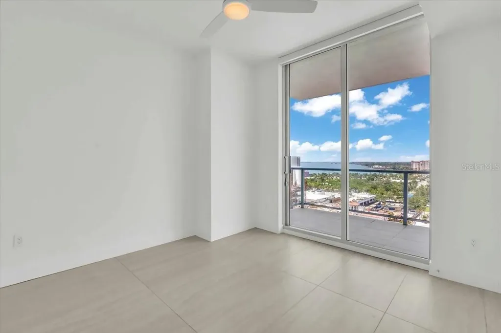 301 Quay Commons Sarasota FL 34236