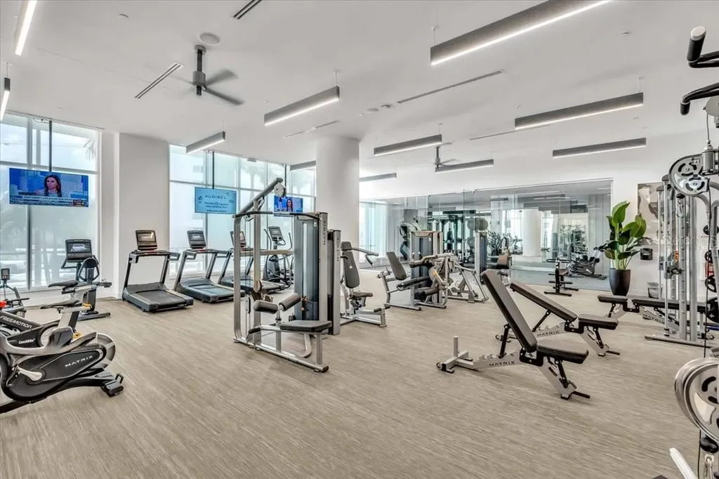 301 Quay Commons Sarasota FL 34236