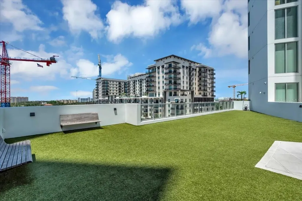 301 Quay Commons Sarasota FL 34236