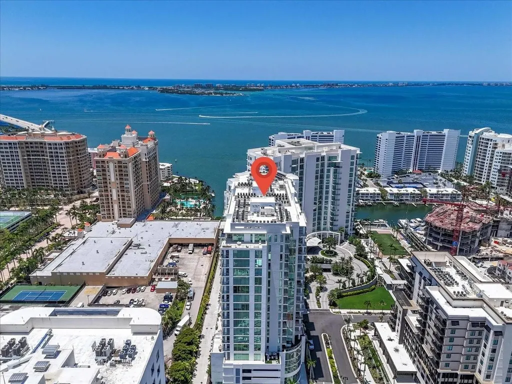 301 Quay Commons Sarasota FL 34236