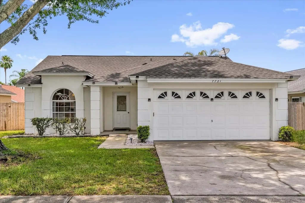 7721 Water Oak Court Kissimmee FL 34747