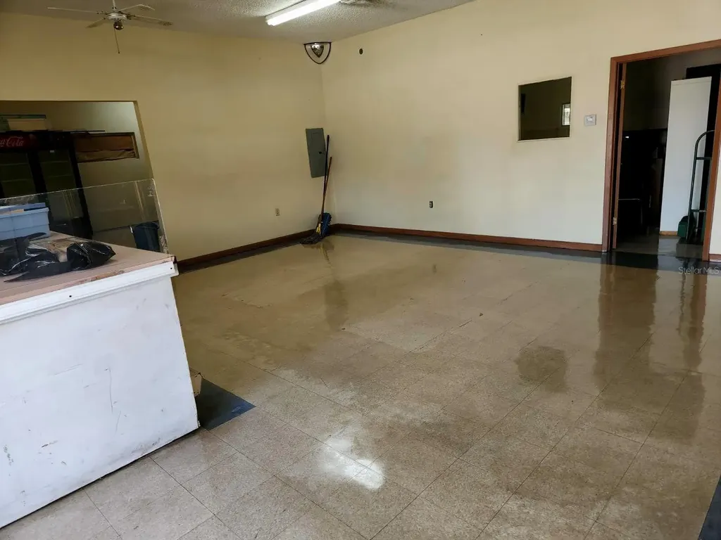 4837 Martin Luther King Drive Bowling Green FL 33834