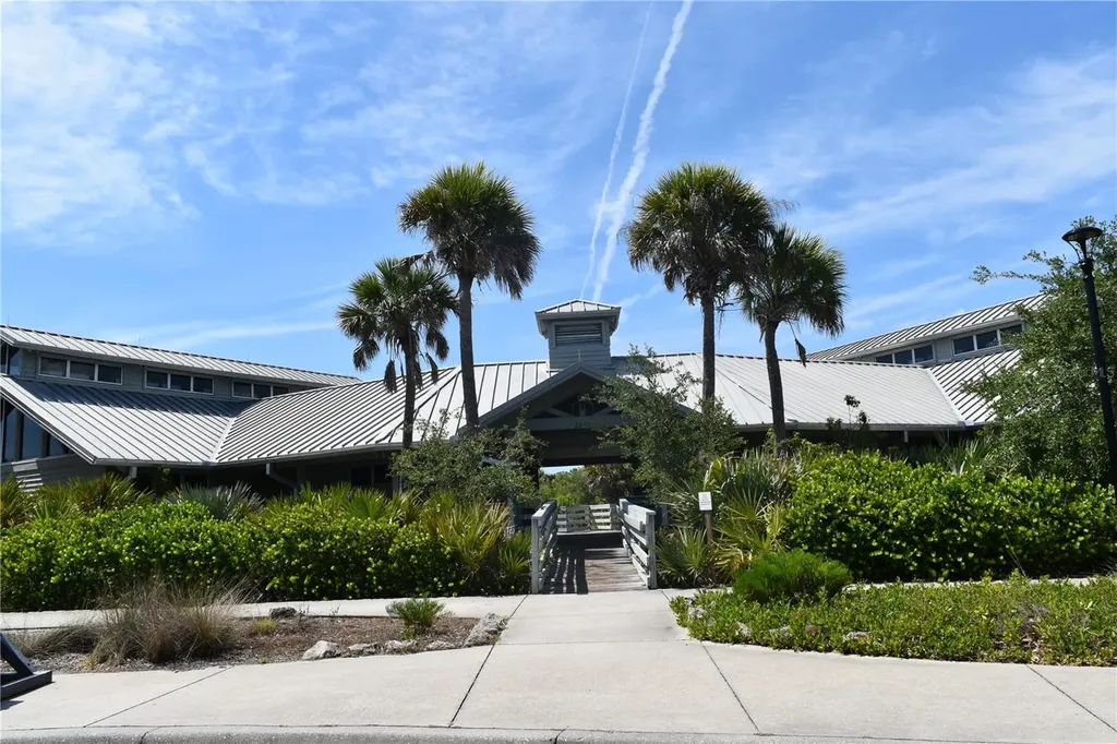2450 Alamander Avenue Englewood FL 34223
