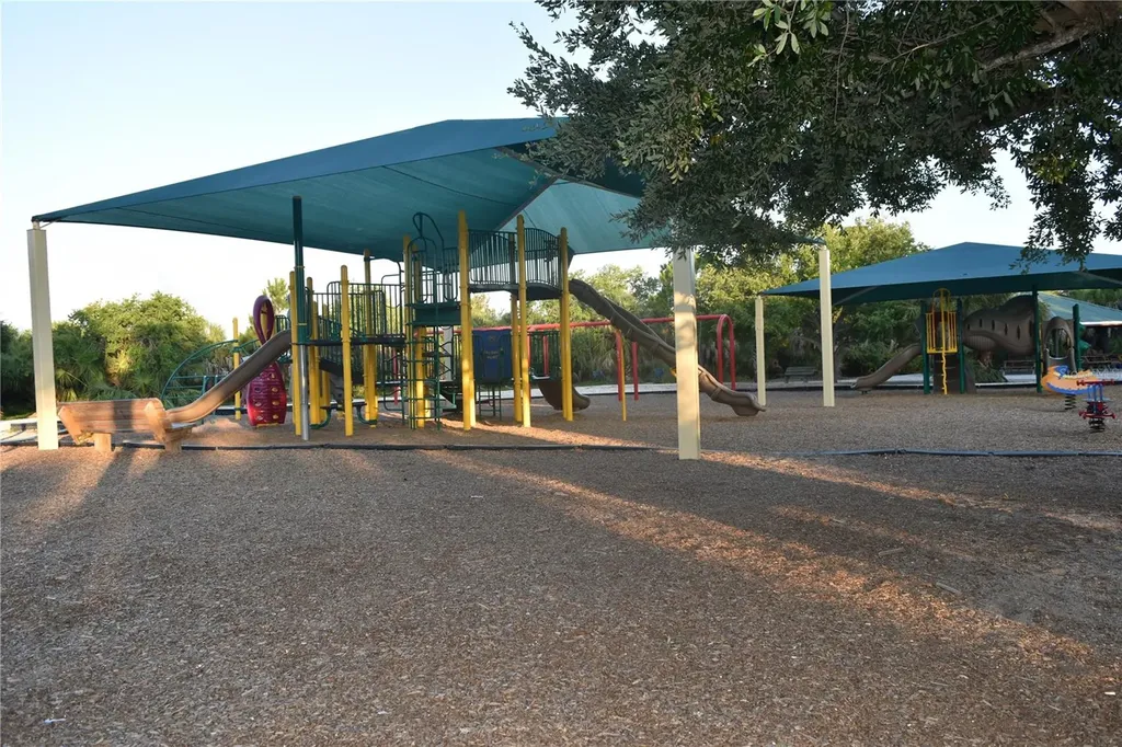2450 Alamander Avenue Englewood FL 34223
