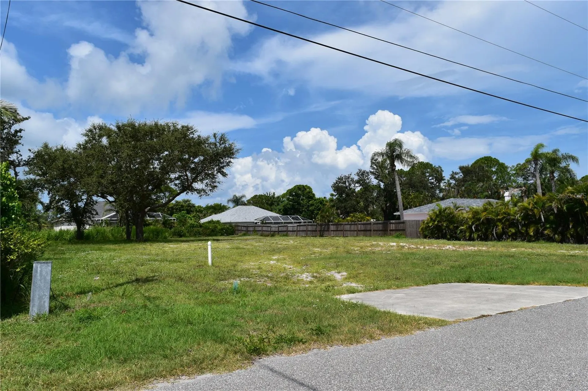 2450 Alamander Avenue Englewood FL 34223