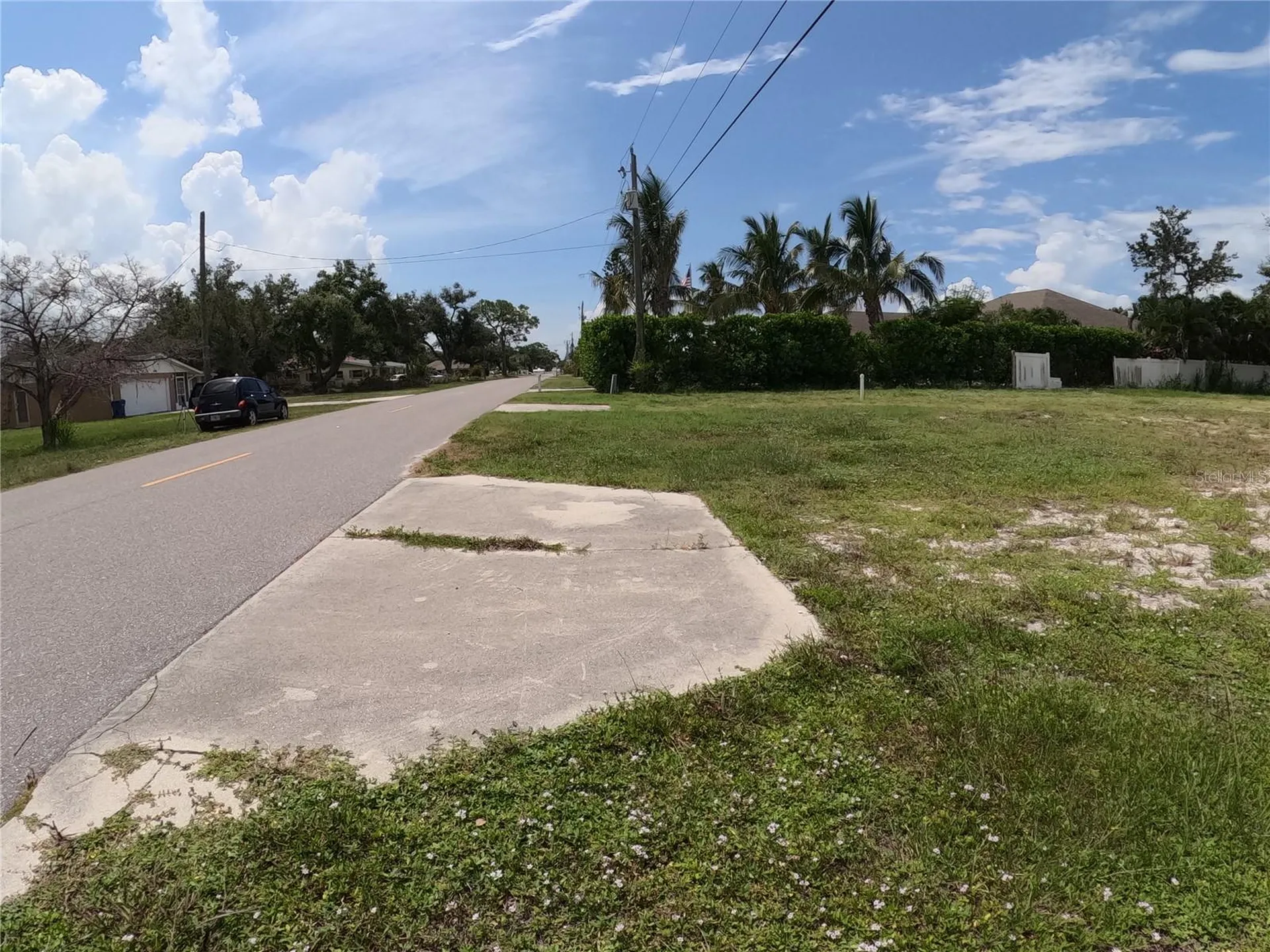 2450 Alamander Avenue Englewood FL 34223