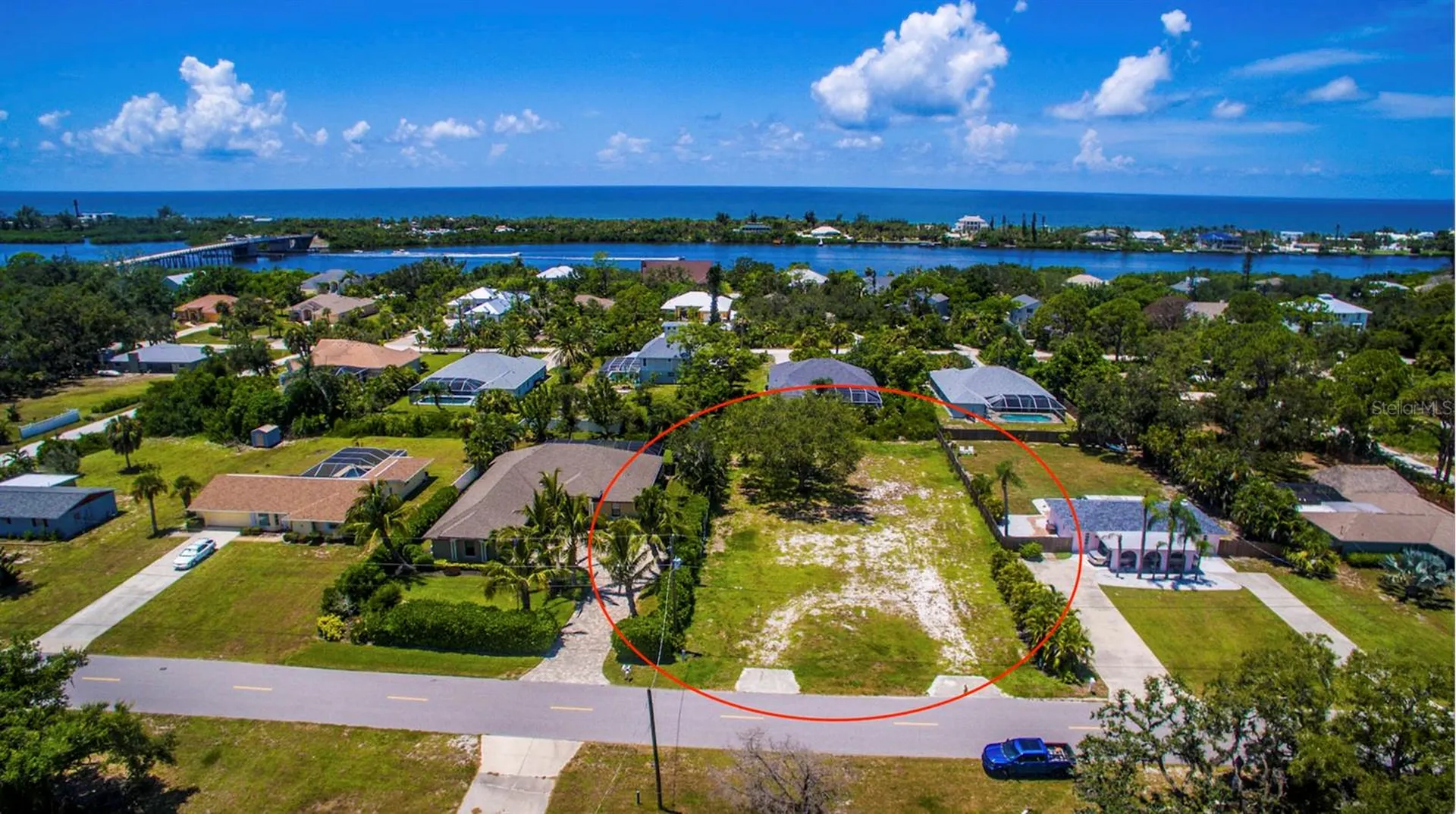 2450 Alamander Avenue Englewood FL 34223