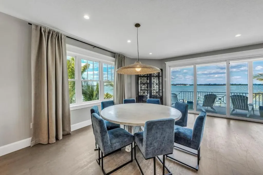 112 11th Street S Bradenton Beach FL 34217