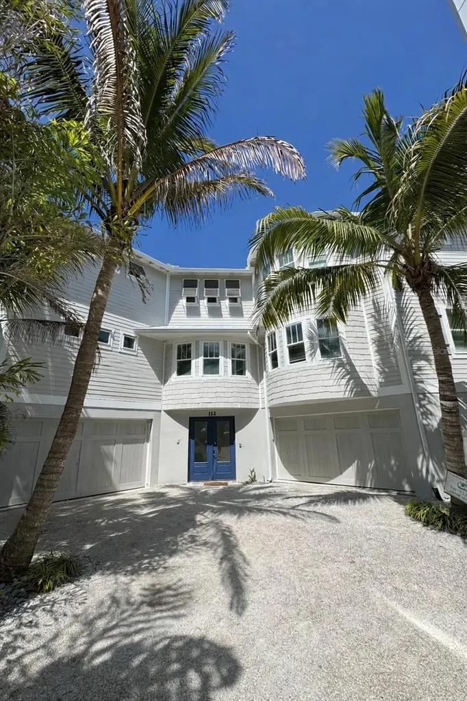 112 11th Street S Bradenton Beach FL 34217
