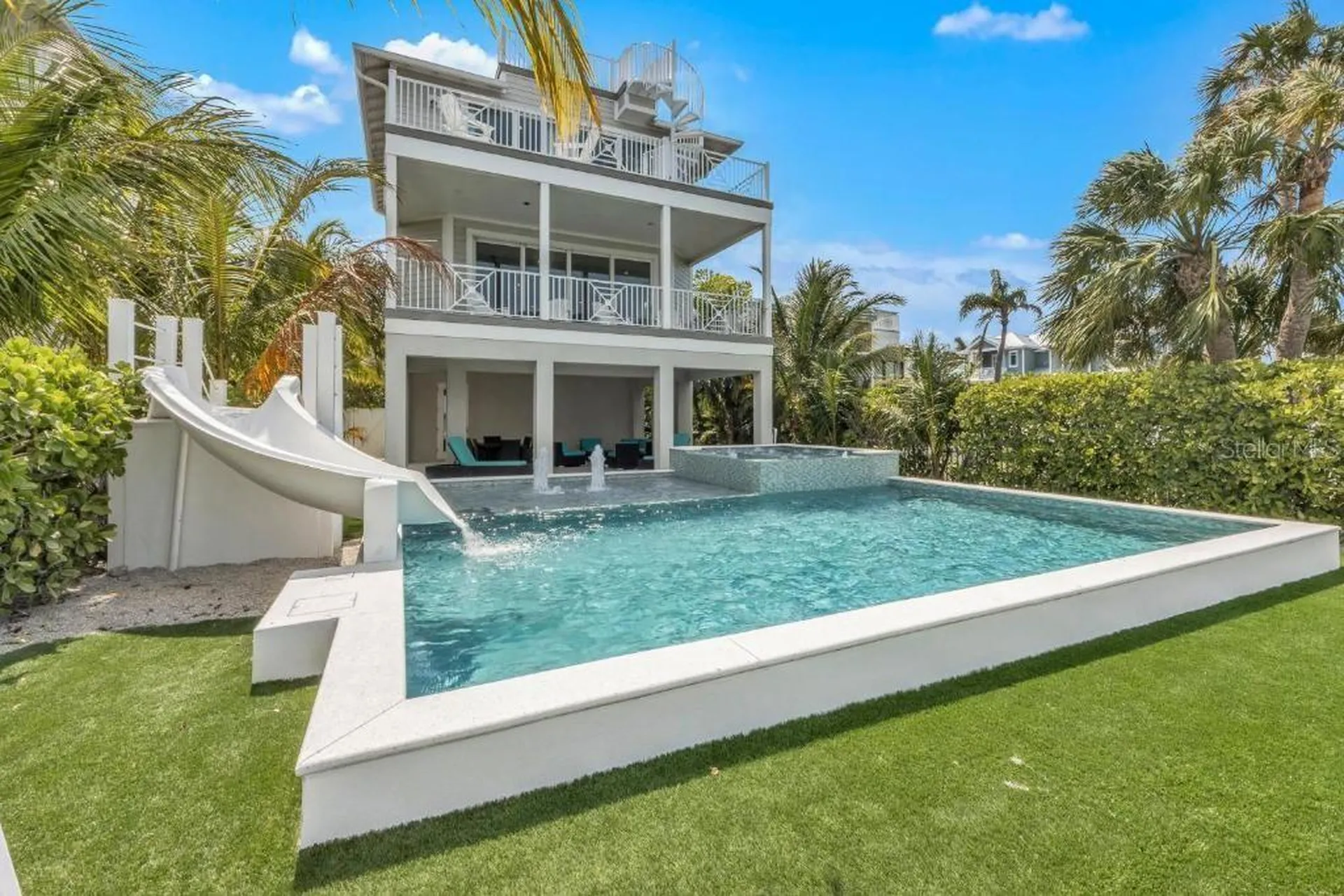 112 11th Street S Bradenton Beach FL 34217