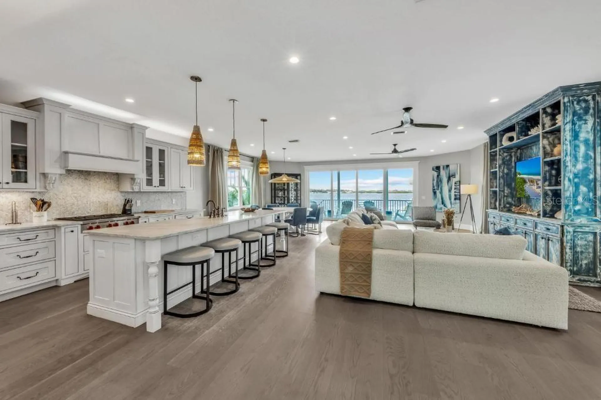 112 11th Street S Bradenton Beach FL 34217