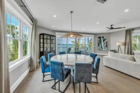 112 11th Street S Bradenton Beach FL 34217