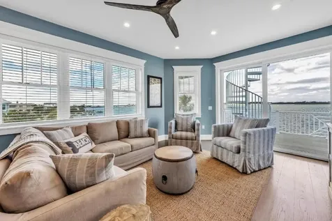 112 11th Street S Bradenton Beach FL 34217