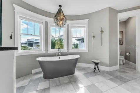 112 11th Street S Bradenton Beach FL 34217