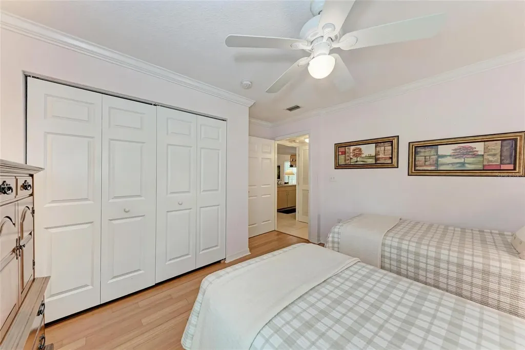 516 Howard Court Sarasota FL 34236