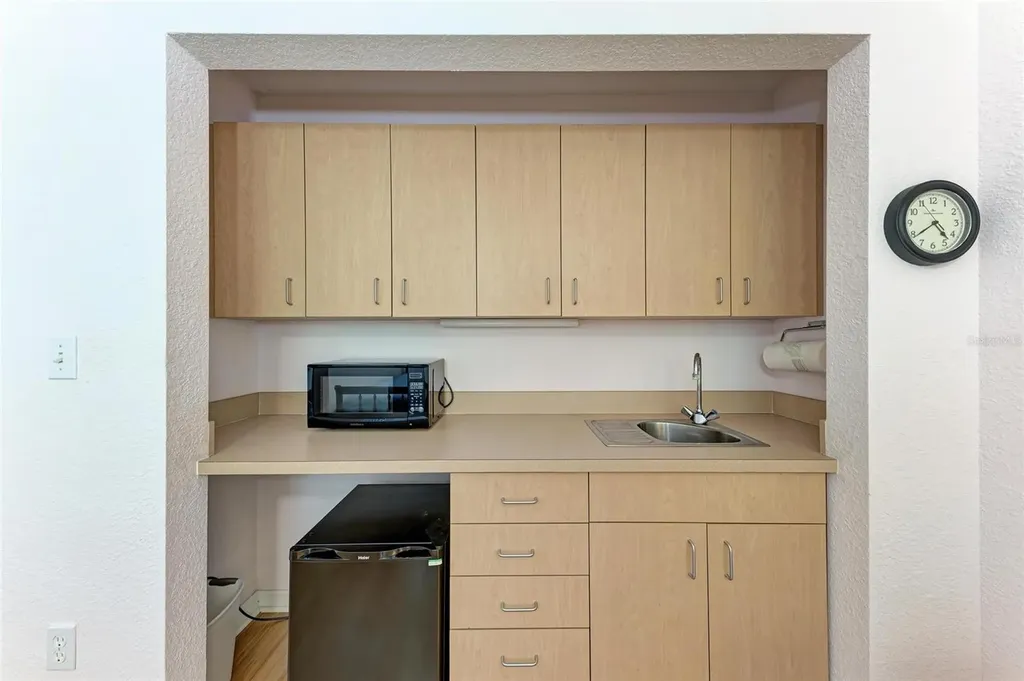 516 Howard Court Sarasota FL 34236