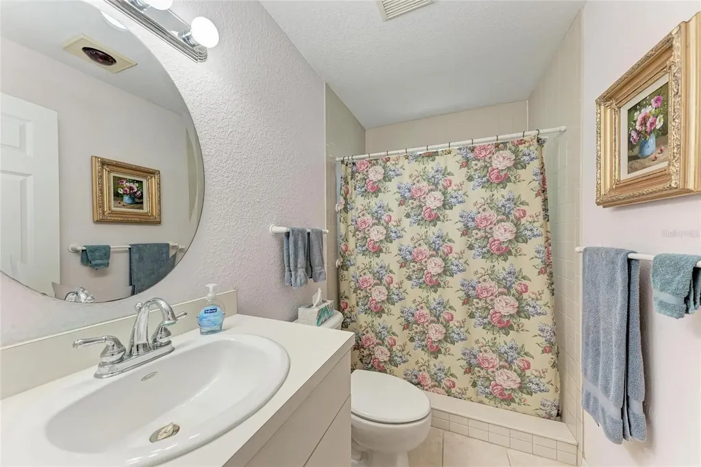 516 Howard Court Sarasota FL 34236