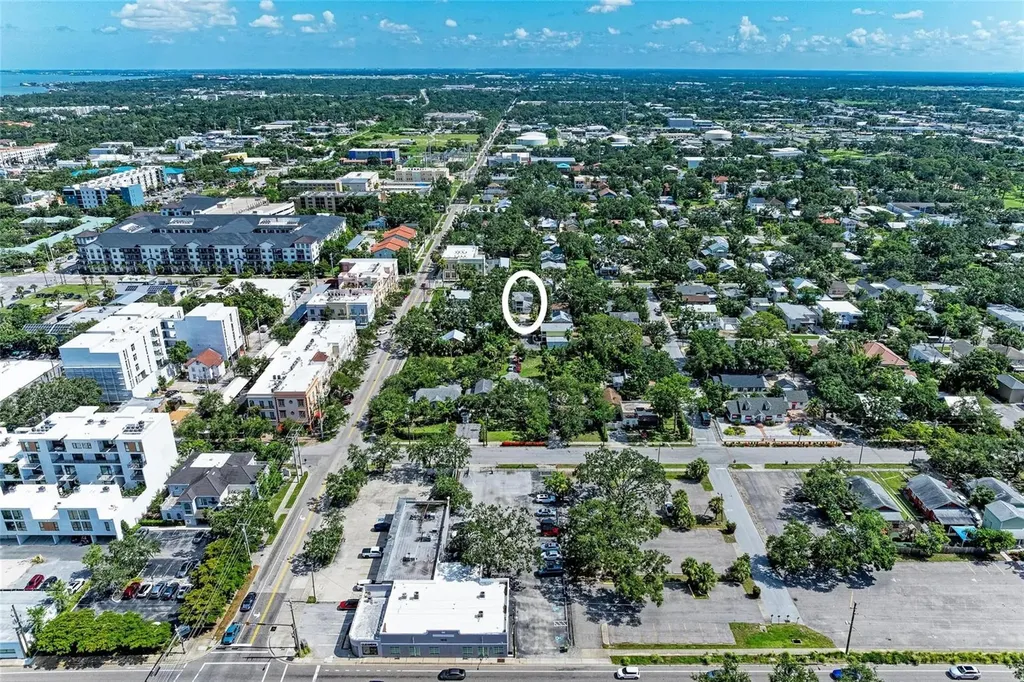 516 Howard Court Sarasota FL 34236