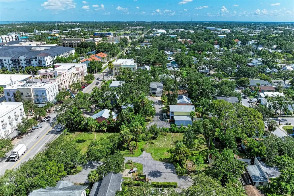 516 Howard Court Sarasota FL 34236