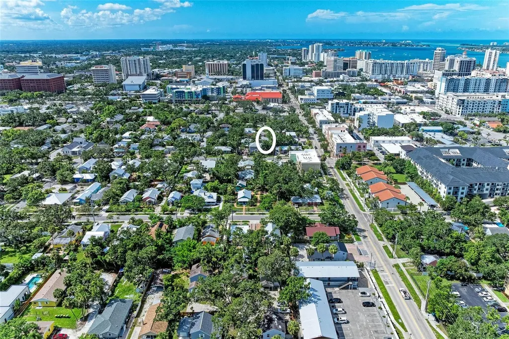 516 Howard Court Sarasota FL 34236