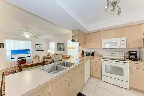 516 Howard Court Sarasota FL 34236