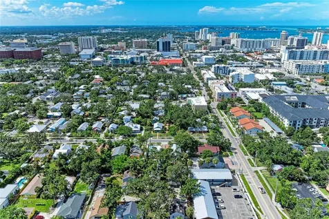 516 Howard Court Sarasota FL 34236