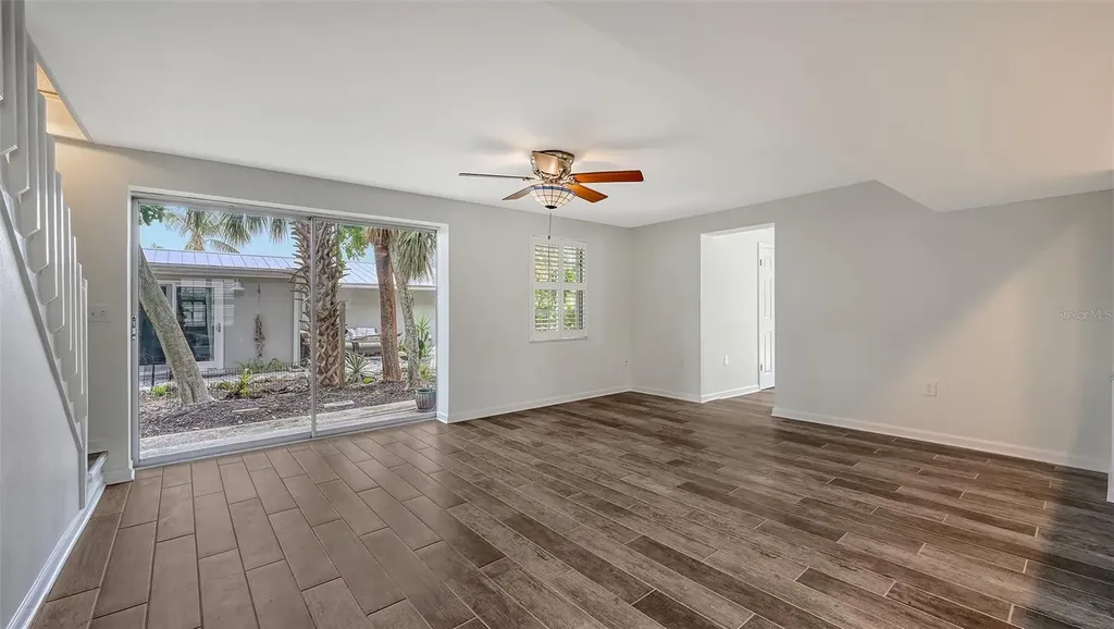 560 Cedar Street Longboat Key FL 34228