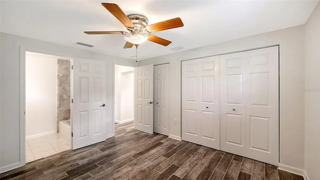 560 Cedar Street Longboat Key FL 34228