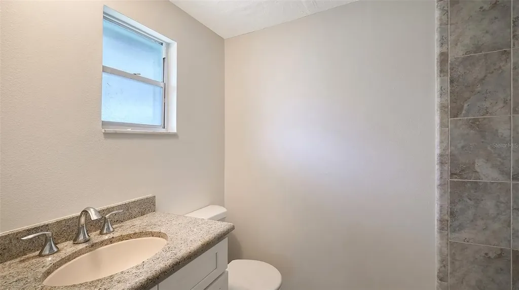 560 Cedar Street Longboat Key FL 34228