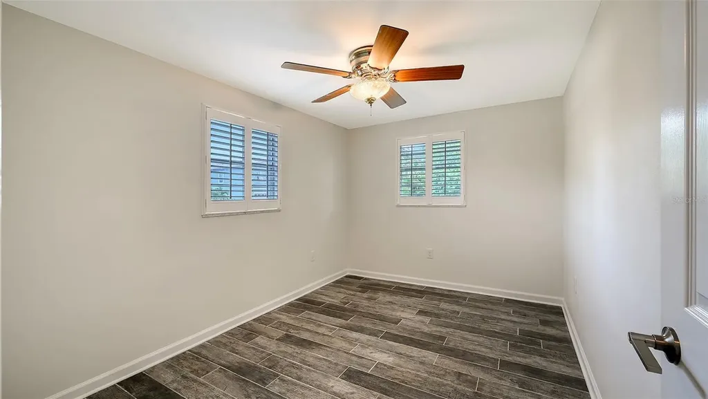 560 Cedar Street Longboat Key FL 34228