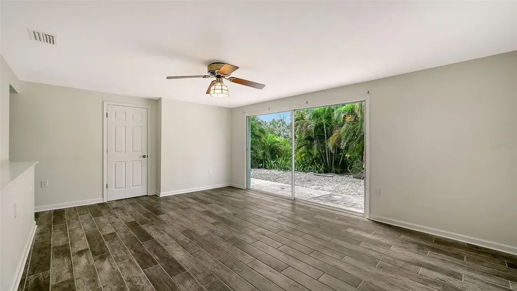 560 Cedar Street Longboat Key FL 34228
