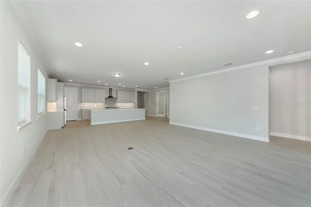 5798 Long Shore Loop Sarasota FL 34238