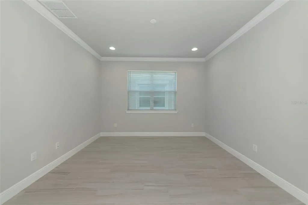 5798 Long Shore Loop Sarasota FL 34238