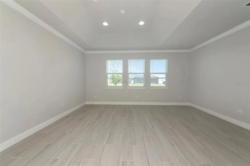 5798 Long Shore Loop Sarasota FL 34238