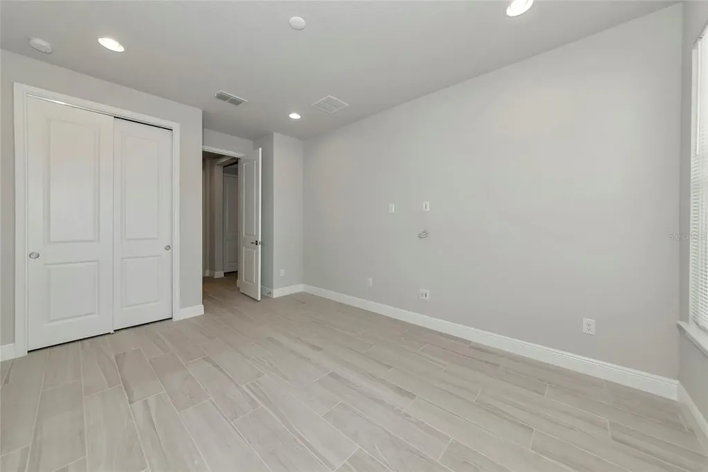 5798 Long Shore Loop Sarasota FL 34238