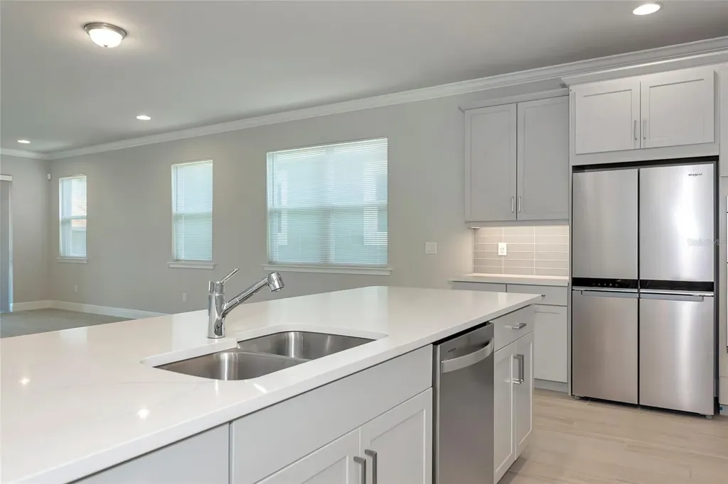 5798 Long Shore Loop Sarasota FL 34238