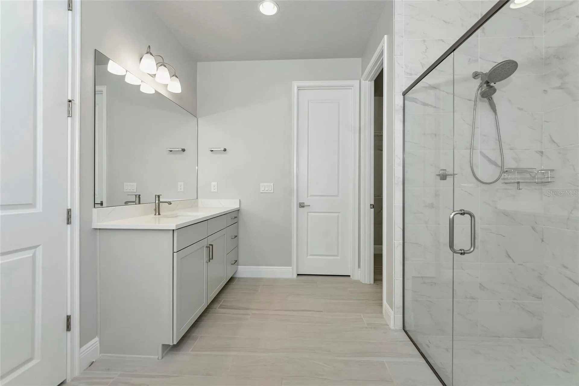 5798 Long Shore Loop Sarasota FL 34238