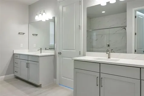 5798 Long Shore Loop Sarasota FL 34238