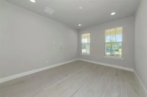 5798 Long Shore Loop Sarasota FL 34238