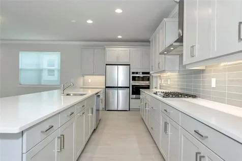 5798 Long Shore Loop Sarasota FL 34238