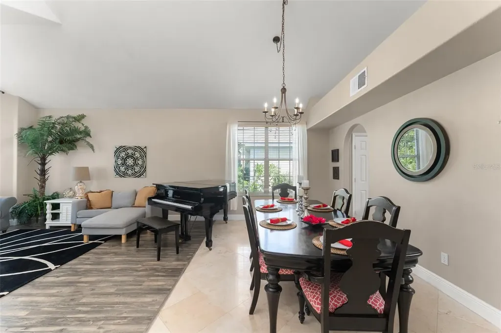 8040 Saint Andrews Circle Orlando FL 32835
