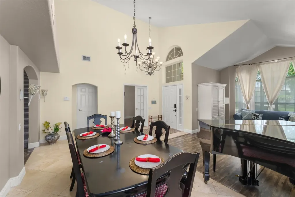 8040 Saint Andrews Circle Orlando FL 32835