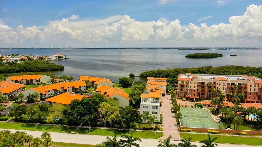 1575 Pinellas Bayway Way S Tierra Verde FL 33715