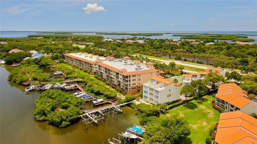 1575 Pinellas Bayway Way S Tierra Verde FL 33715