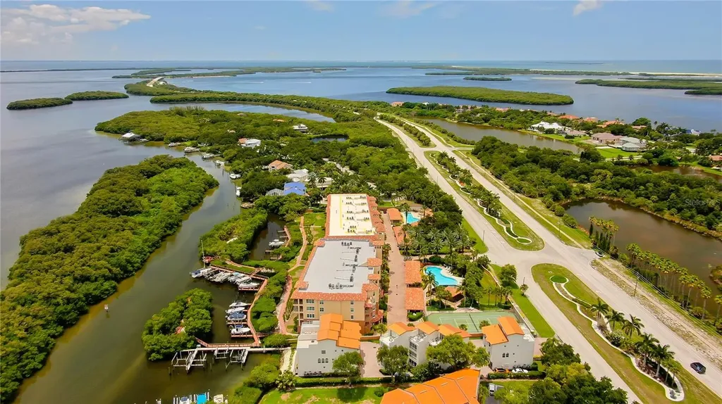 1575 Pinellas Bayway Way S Tierra Verde FL 33715